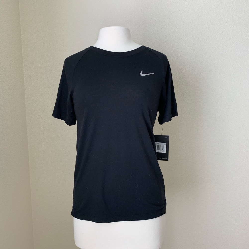 Nike Dri Fit Breathe Shirt